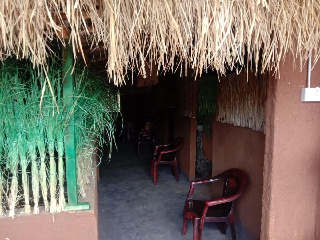 Lucky Holiday Home Anuradhapura Dış mekan fotoğraf